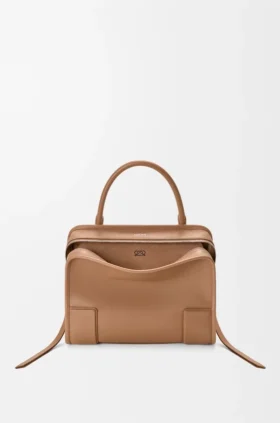 Amazona 180 Tasche in mittlerer Größe aus weichem Kalbsleder