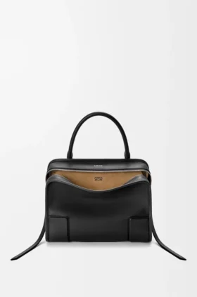 Amazona 180 Tasche in mittlerer Größe aus weichem Kalbsleder