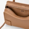 Amazona 180 Tasche in mittlerer Größe aus weichem Kalbsleder