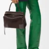 Amazona 180 Tasche in mittlerer Größe aus Wildleder Amazona 180 Tasche in mittlerer Größe aus Wildleder
