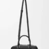Amazona 23 Cropped-Tasche aus glänzendem Kalbsleder Amazona 23 Cropped-Tasche aus glänzendem Kalbsleder