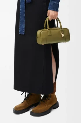Amazona 23 Cropped-Tasche aus Nappa-Kalbsleder