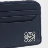 Anagram-Kartenetui „Square“ aus Kalbsleder mit Pebble-Struktur Anagram-Kartenetui „Square“ aus Kalbsleder mit Pebble-Struktur