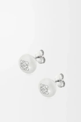 Anagram-Pebble-Ohrstecker aus Sterlingsilber