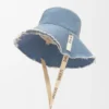 Ausgefranster Fischer-Hut aus Denim und Kalbsleder