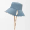 Ausgefranster Fischer-Hut aus Denim und Kalbsleder