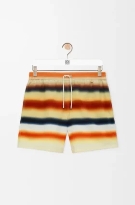 Badeshorts aus technischem Shell-Material