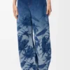 Barrel-Jeans aus Denim Barrel-Jeans aus Denim