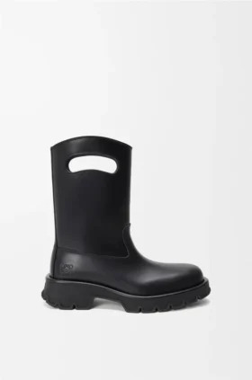 Bobby-Stiefel aus pflanzlich gegerbtem Kalbsleder Bobby-Stiefel aus pflanzlich gegerbtem Kalbsleder