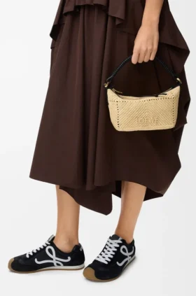 Cala Mini-Tasche aus klassischem Kalbsleder und Raffia
