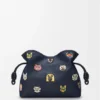 „Cats“ Flamenco-Clutch in mittlerer Größe aus besticktem Denim