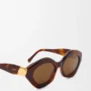 „Coil“-Sonnenbrille im Cateye-Stil „Coil“-Sonnenbrille im Cateye-Stil