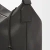 Cubi-Umhängetasche aus geschmeidigem, glattem Kalbsleder und Jacquard Cubi-Umhängetasche aus geschmeidigem, glattem Kalbsleder und Jacquard