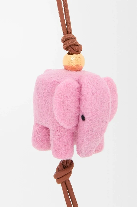 Elephant-Anhänger aus Filz und Kalbsleder Elephant-Anhänger aus Filz und Kalbsleder