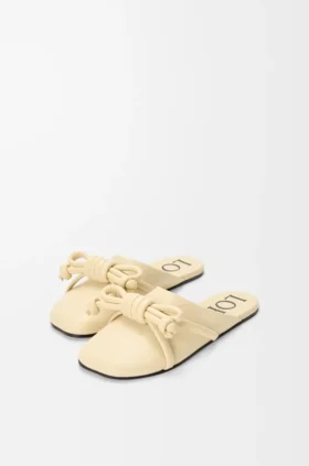 Flamenco-Knoten-Pantolette aus Lammleder