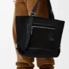 Flex Zipped Tote Bag aus Canvas und Wildleder Flex Zipped Tote Bag aus Canvas und Wildleder