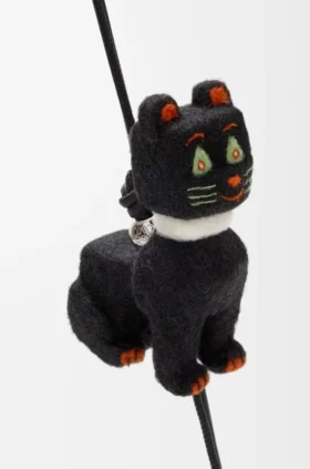 „Futurist Cat“-Anhänger aus Filz