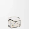 „Futurist Cat“ Mini Puzzle-Tasche aus klassischem Kalbsleder „Futurist Cat“ Mini Puzzle-Tasche aus klassischem Kalbsleder