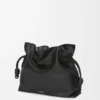 Große Flamenco-Clutch aus Nappa-Kalbsleder