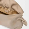 Große Flamenco-Clutch aus Nappa-Kalbsleder