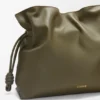 Große Flamenco-Clutch aus Nappa-Kalbsleder Große Flamenco-Clutch aus Nappa-Kalbsleder
