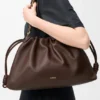 Große Flamenco Purse aus weichem Nappa-Lammleder