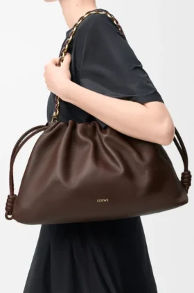 Große Flamenco Purse aus weichem Nappa-Lammleder