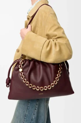 Große Flamenco Purse aus weichem Nappa-Lammleder