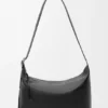 Große „Loop Hobo“ aus geschmeidigem, genarbtem Kalbsleder Große „Loop Hobo“ aus geschmeidigem, genarbtem Kalbsleder