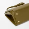 Große Madrid-Tasche aus geschmeidigem Kalbsleder Große Madrid-Tasche aus geschmeidigem Kalbsleder