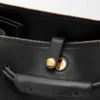 Große Madrid-Tasche aus geschmeidigem Kalbsleder Große Madrid-Tasche aus geschmeidigem Kalbsleder