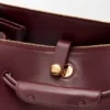 Große Madrid-Tasche aus geschmeidigem Kalbsleder Große Madrid-Tasche aus geschmeidigem Kalbsleder