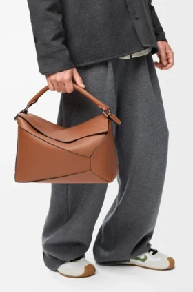 Große „Puzzle Edge“-Tasche aus klassischem Kalbsleder