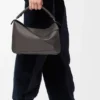 Große Puzzle-Tasche aus geschmeidigem genarbtem Kalbsleder Große Puzzle-Tasche aus geschmeidigem genarbtem Kalbsleder