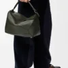 Große Puzzle-Tasche aus geschmeidigem genarbtem Kalbsleder Große Puzzle-Tasche aus geschmeidigem genarbtem Kalbsleder