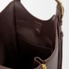 „Hammock Flip“-Tasche aus klassischem Kalbsleder „Hammock Flip“-Tasche aus klassischem Kalbsleder