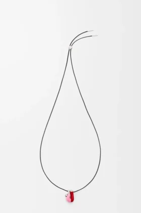 Hängende „Acrobat“-Halskette aus Sterlingsilber und Emaille Hängende „Acrobat“-Halskette aus Sterlingsilber und Emaille