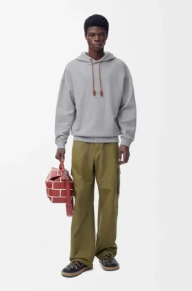 Hoodie in lockerer Passform aus Baumwolle