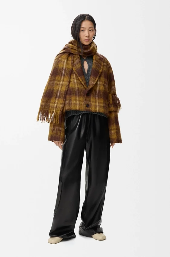Jacke aus einer Mohair-Woll-Mischung Jacke aus einer Mohair-Woll-Mischung