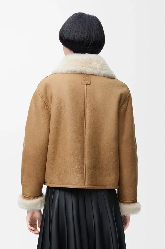 Jacke aus Lammfell Jacke aus Lammfell