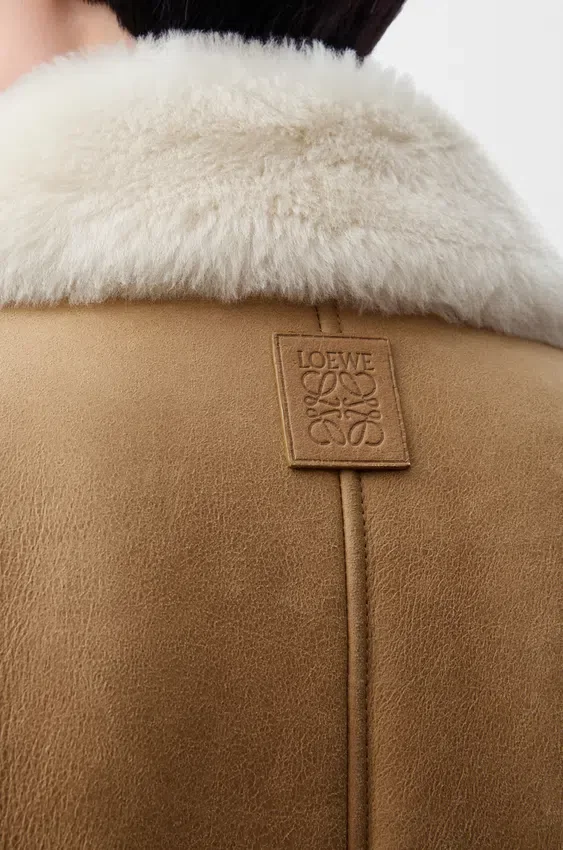 Jacke aus Lammfell Jacke aus Lammfell