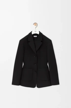 Jacke aus Wolle Jacke aus Wolle