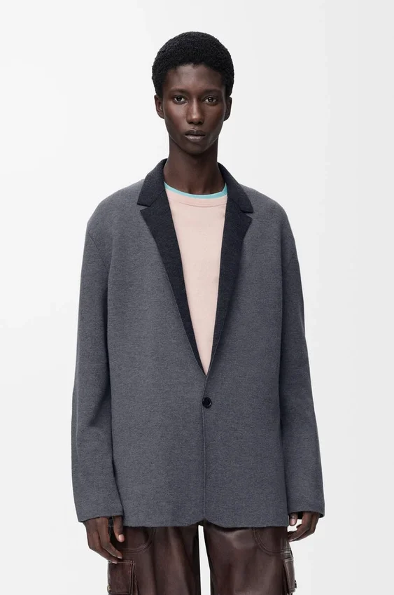 Jacke aus Wolle Jacke aus Wolle