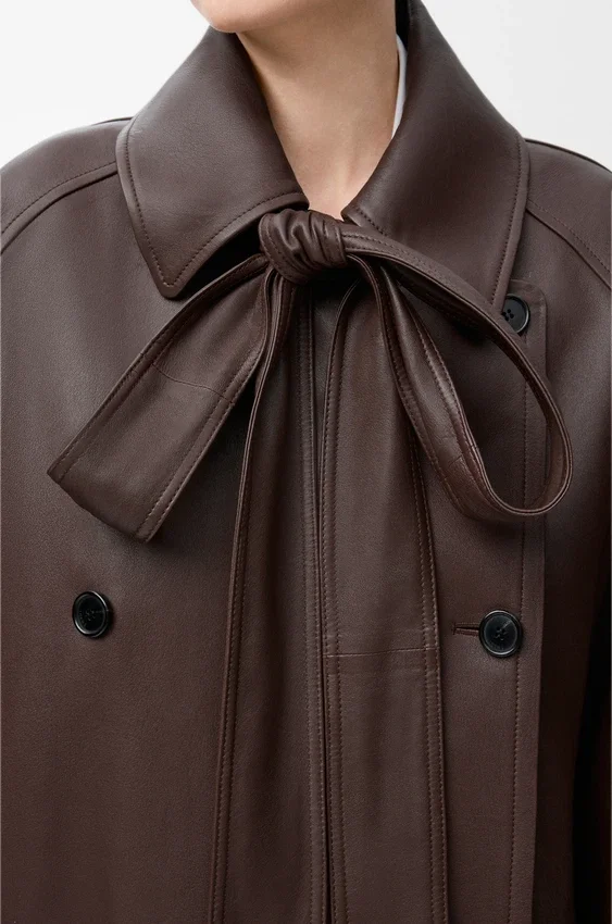 Jacke mit Schleife aus Nappa-Lammleder Jacke mit Schleife aus Nappa-Lammleder