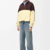 Jeans aus Denim Jeans aus Denim