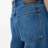 Jeans aus Denim Jeans aus Denim
