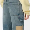 Jeans aus Denim Jeans aus Denim