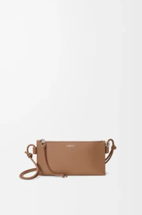 Joya-Pouch aus Nappa-Kalbsleder