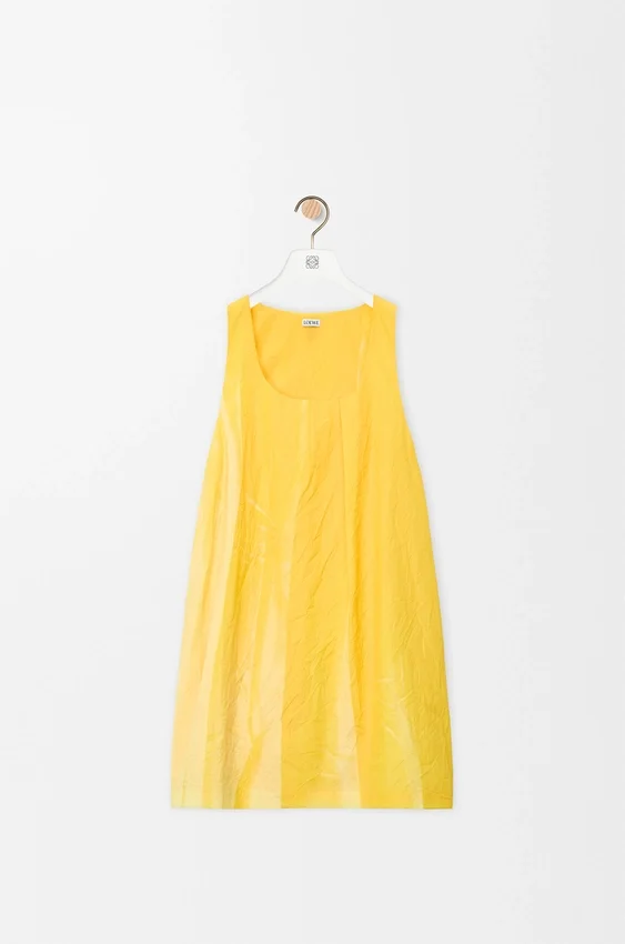 Kleid aus technischer Baumwolle Kleid aus technischer Baumwolle
