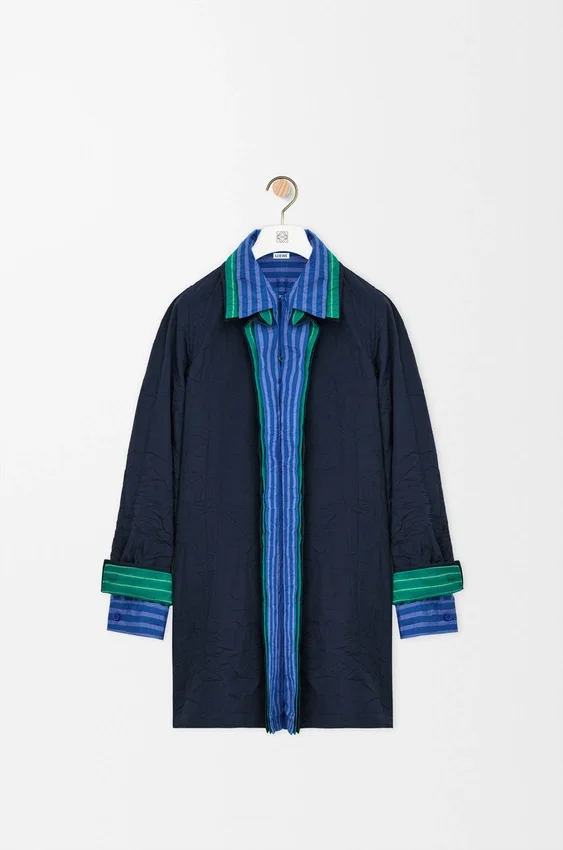 Kleid aus technischer Baumwolle Kleid aus technischer Baumwolle